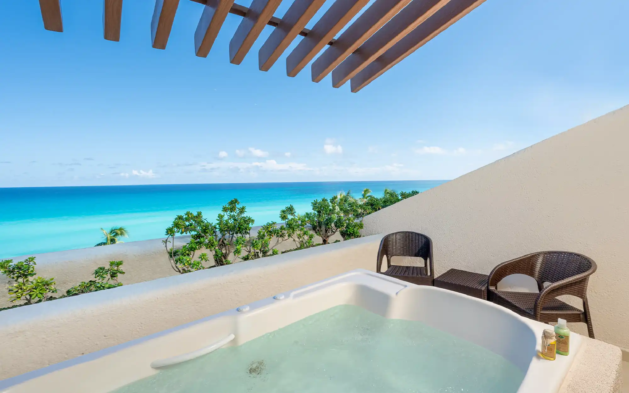 Habitación de lujo con vista a la laguna