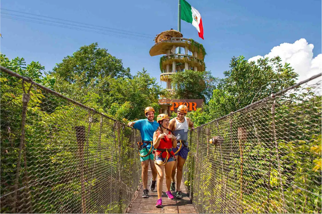 Habitación de lujo con vista a la laguna